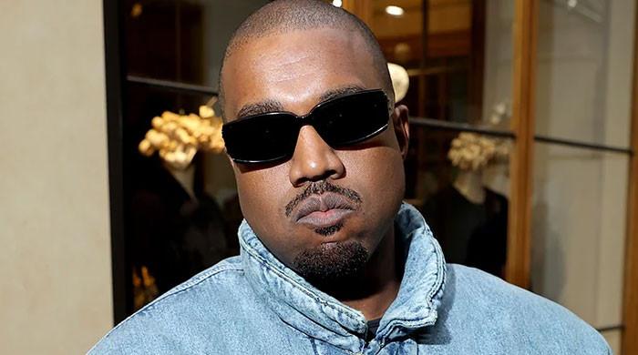 Kanye West promises to be a better person?