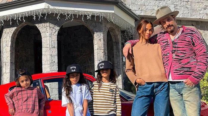 Zoe Saldana’s kids compare her Oscar win to THIS sports game