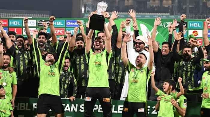 How much prize money Lahore Qalandars got after victory over Quetta Gladiators?