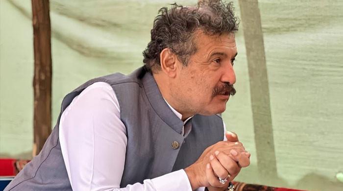 Ex-minister Abbas Afridi succumbs to injuries from gas explosion