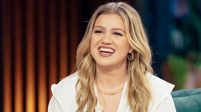 Kelly Clarkson’s remarks about talk show bosses leave them angered