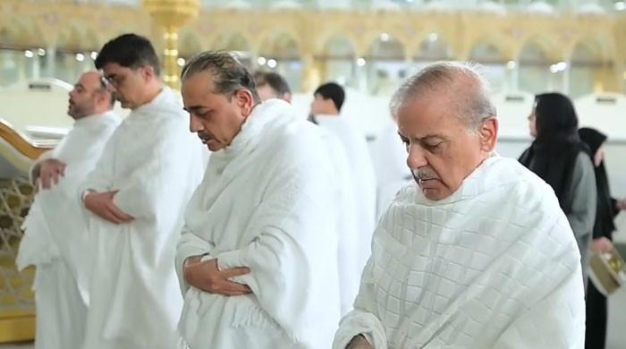PM Shehbaz, Field Marshal Munir perform Umrah during official visit to Saudi Arabia